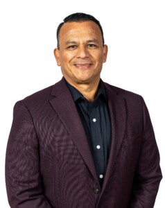 Oscar Mancillas headshot